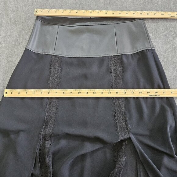 BCBGeneration Skirt Womens 10 Black 1/2 Lined Midi Sheer Lace Fairy Whimsigoth - Picture 4 of 16
